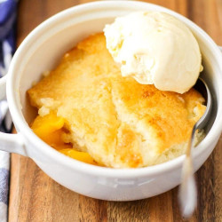 Easy Peach Cobbler