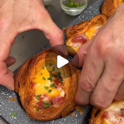 Baken Cheese Croissant