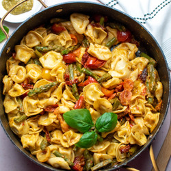 Pesto Tortellini With Vegetables