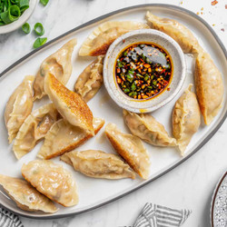 Vegan Dumplings With Dipping Sauce