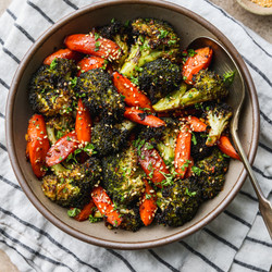 Roasted Broccoli &amp; Carrots (easy Side Dish!)