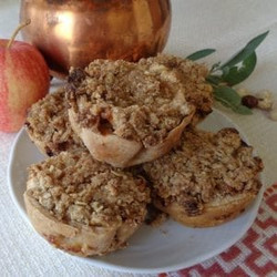 Samhain Tarts With Apple, Sage, Hazelnuts &amp; Honey