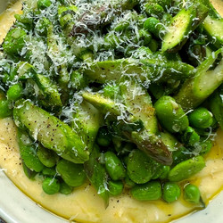 Polenta With Asparagus, Peas &amp; Pecorino