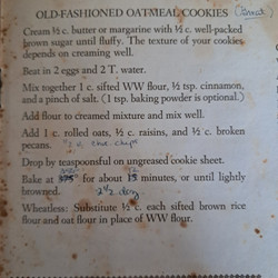 Old-Fashioned Oatmeal Cookies