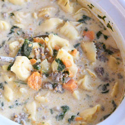 Slow Cooker Tortellini Sausage Potato Spinach Soup