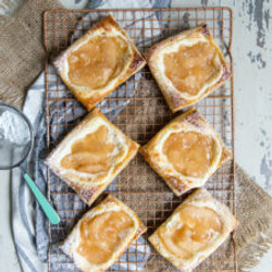Easy Apple Pie Danishes