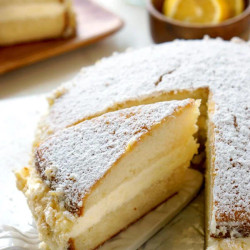 Copycat Olive Garden Italian Lemon Cream Cake