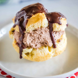 Chocolate Cream Puffs