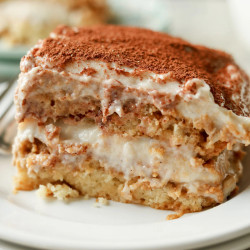 Chai Tiramisu Cake (chaimisu!)