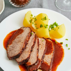 Rinderbraten – Nach Omas Geheimrezept – Zart &amp; Saftig