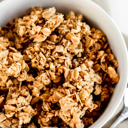 Vanilla Granola (gluten-free, Dairy Free, Vegan Option)