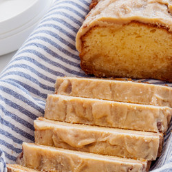 Salted Caramel Cake Met Slechts 5 Ingrediënten