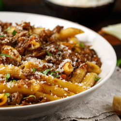 Pasta Alla Genovese: Een Authentieke Napolitaanse Stoofvleesspecialiteit