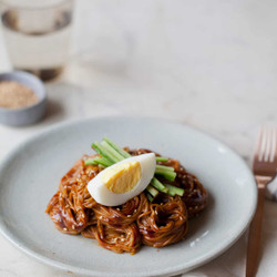 Bibim Nengmyun (buckwheat Noodles Tossed With A Hot Pepper Sauce)