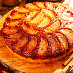 Apple Upside Down Cake
