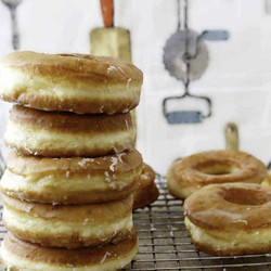 Krispy Kreme Glazed Donuts