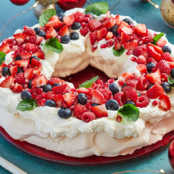 Christmas Wreath Pavlova.  / Bigger Bolder Baking Gemma