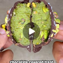 Pistachio Chocolate-covered Scoops