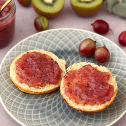 Stachelbeeren-kiwi-marmelade