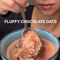 The Fluffiest Oats!! With Chocolate And Banana🫠