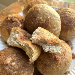 Cinnamon Crunch Bagel Bombs