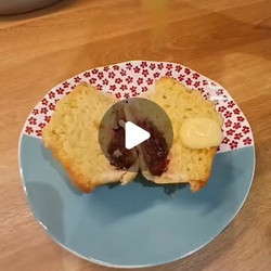 Rhubarb Cheesecakes