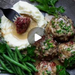 Creamy Smoked Steak Au Poivre Meatballs