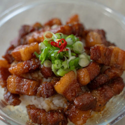Braised Black Pepper Pork Belly / Thịt Kho Tiêu