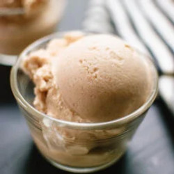 Peanut Butter Honey Ice Cream