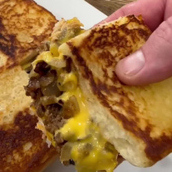 Grilled Cheese Cheeseburger Sliders