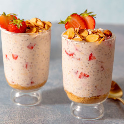 Strawberry Cheesecake Overnight Oats | Food &amp; Wine