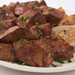 Grilled Beef Tips With Kentucky Peppercorn Sauce