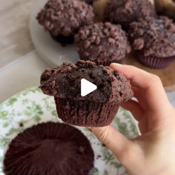 Chocolate Muffins + Chocolate Crumble