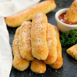 Low Carb Keto Garlic Breadsticks