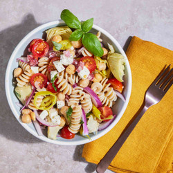 Artichoke, Chickpea &amp; Mozzarella Pasta Salad