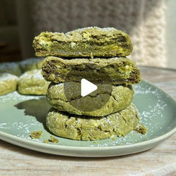 Matcha White Chocolate Cookies