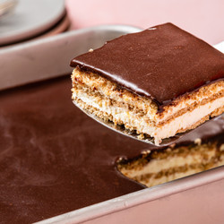 Chocolate Eclair Squares
