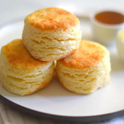Easy Homemade Biscuits Without Buttermilk
