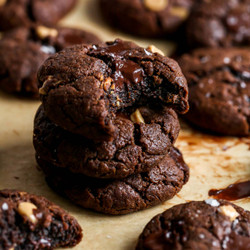 Healthy Chocolate Peanut Butter Cookies
