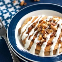 Healthy Cinnamon Roll Pancakes
