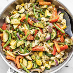 Easy Pesto Chicken And Vegetables