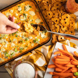 Easy Buffalo Chicken Dip