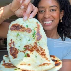 Fluffy Garlic Naan