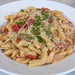 Boursin Cheese and Tomato Pasta