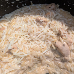 Cheesy Garlic Chicken Orzo