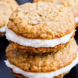 Homemade Oatmeal Creme Pies