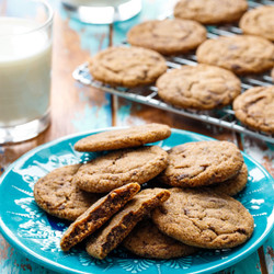 Chewy Molasses Chocolate Chip Cookies