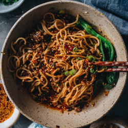 Dan Dan Noodles (担担面)