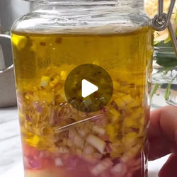 French Vinaigrette In A Jar dressing
