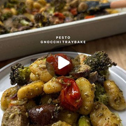 Pesto, "Sausage" &amp; Gnocchi Traybake